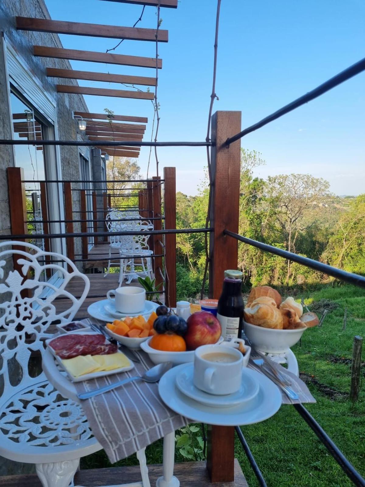 Villa Vinicolla Hospedagem Conceito Bento Gonçalves Екстериор снимка